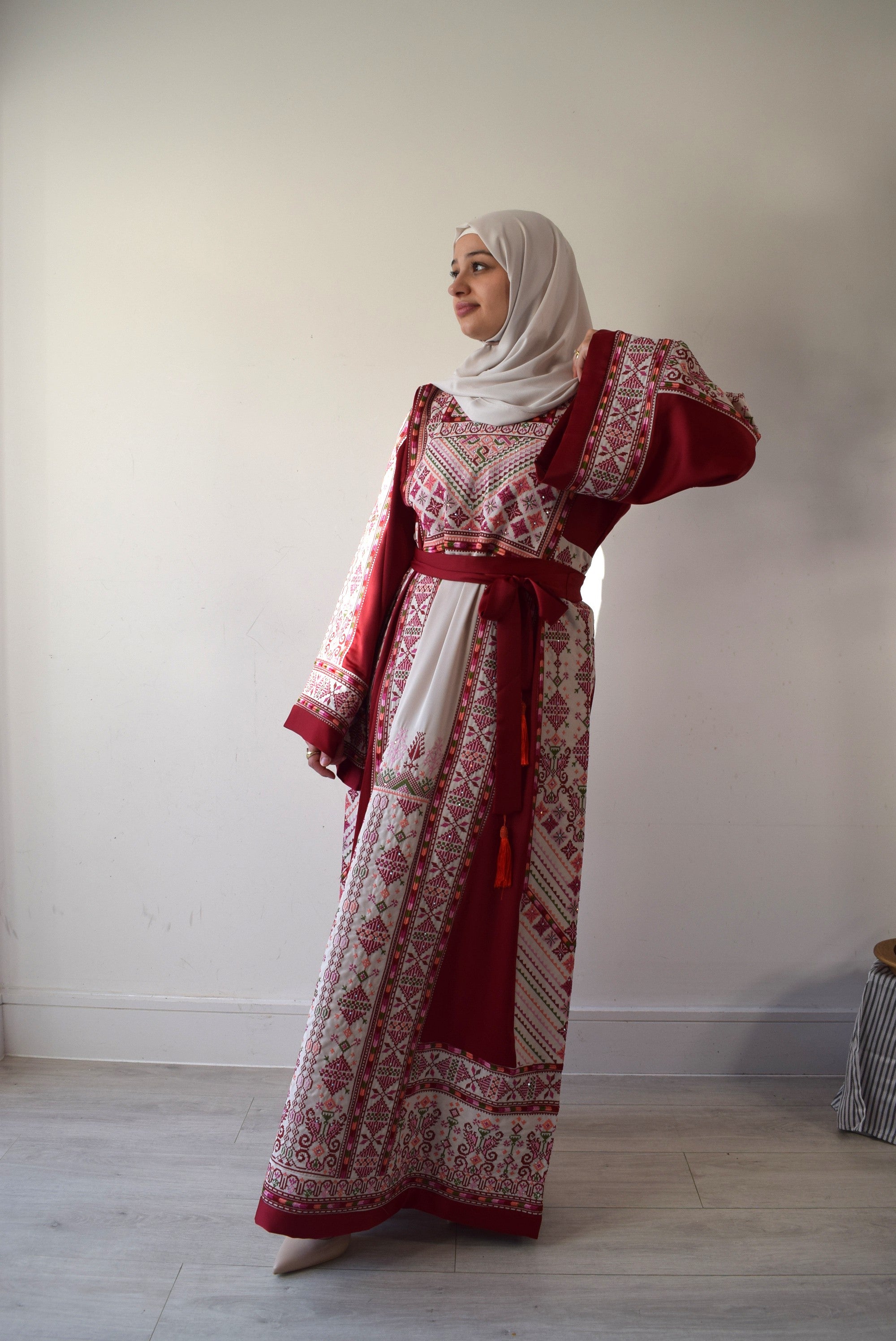 Ramallah Thobe