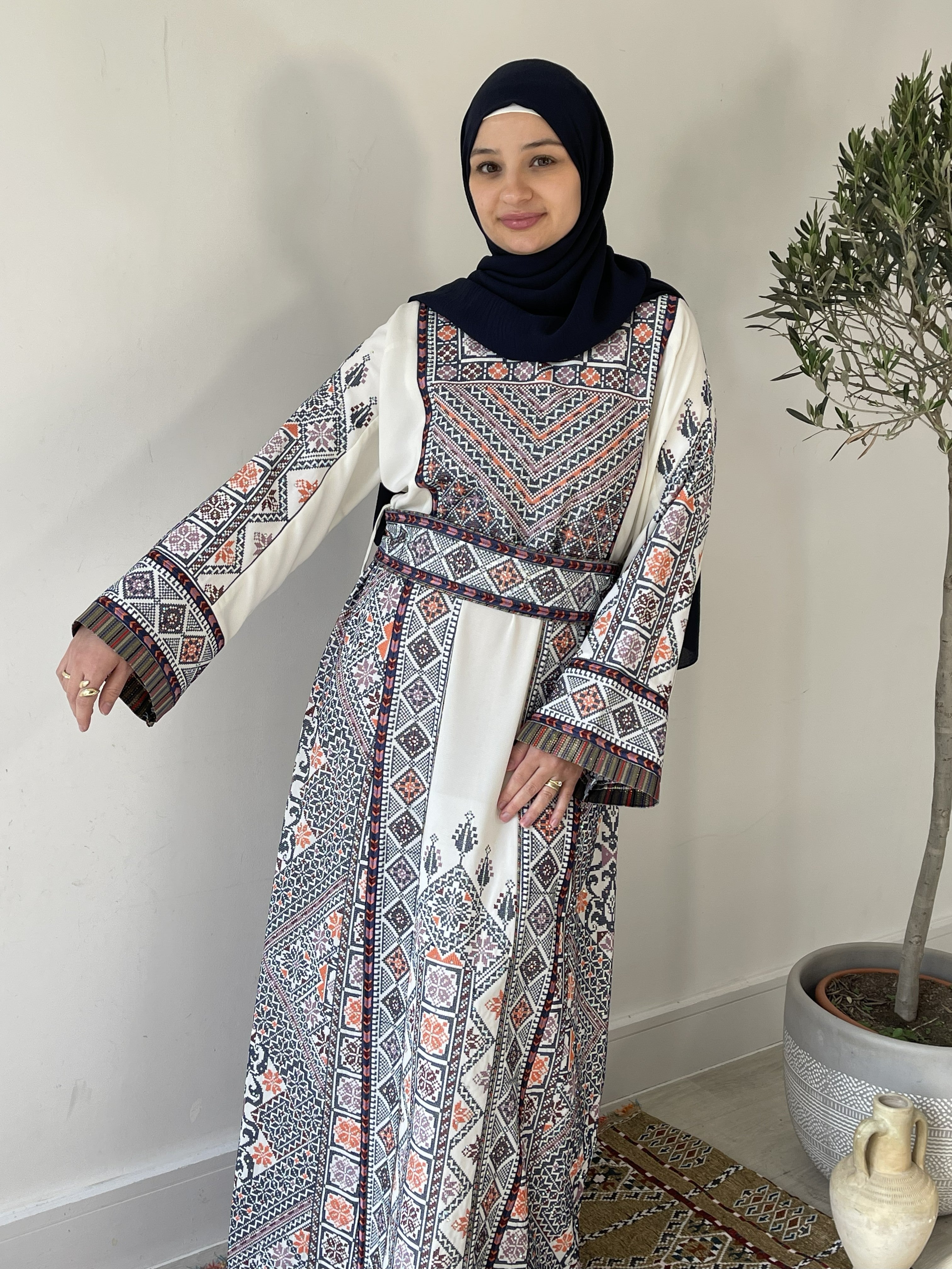 Nakhla Thobe