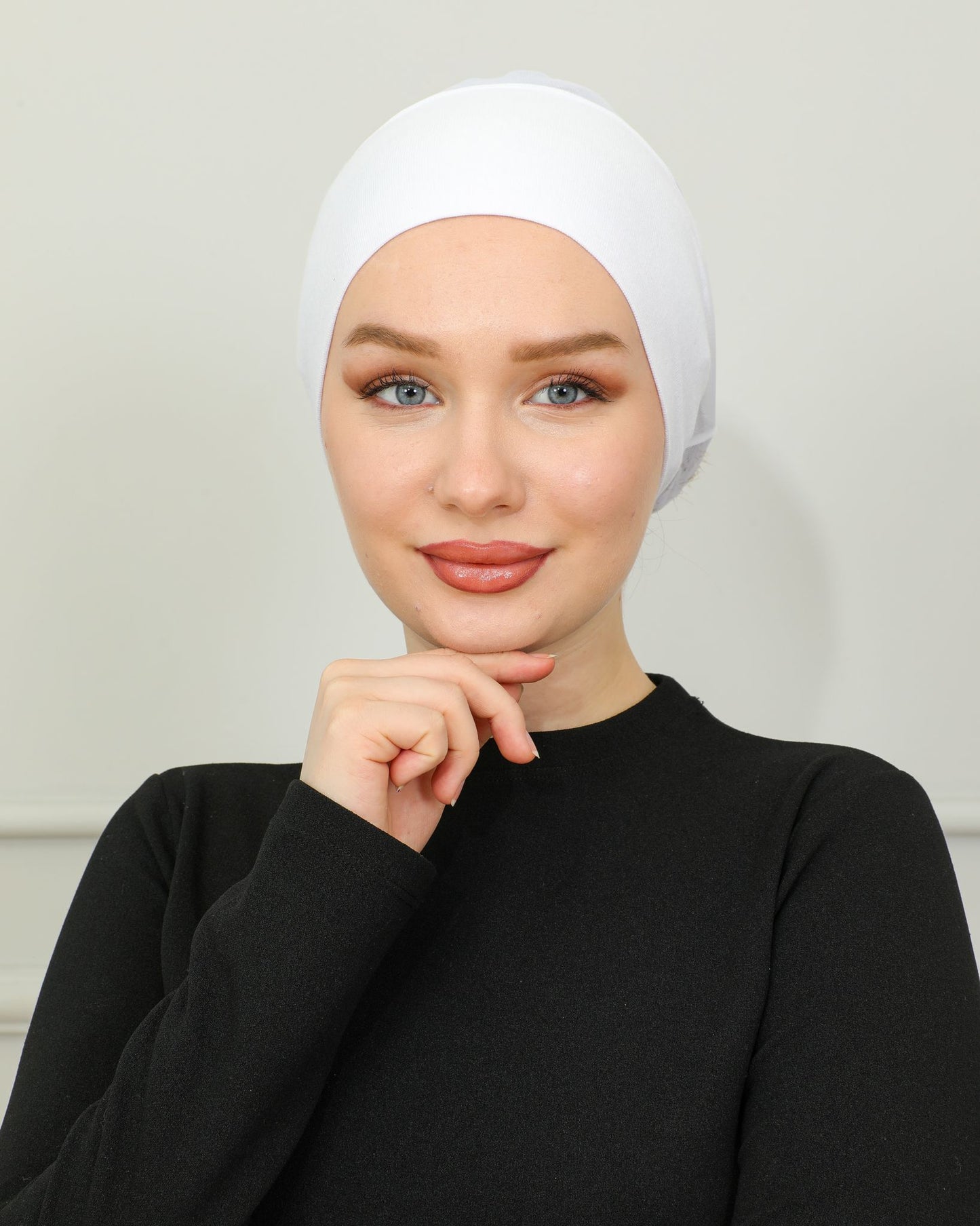 Closed Bonnet (Mesh)