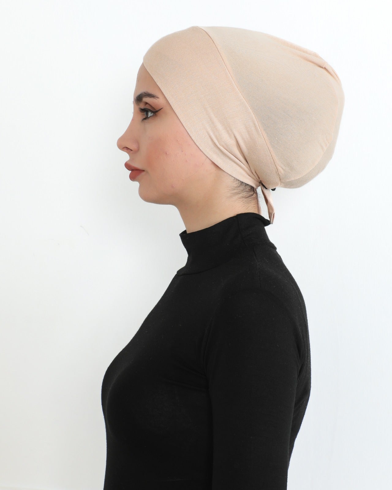 Cross Bonnet