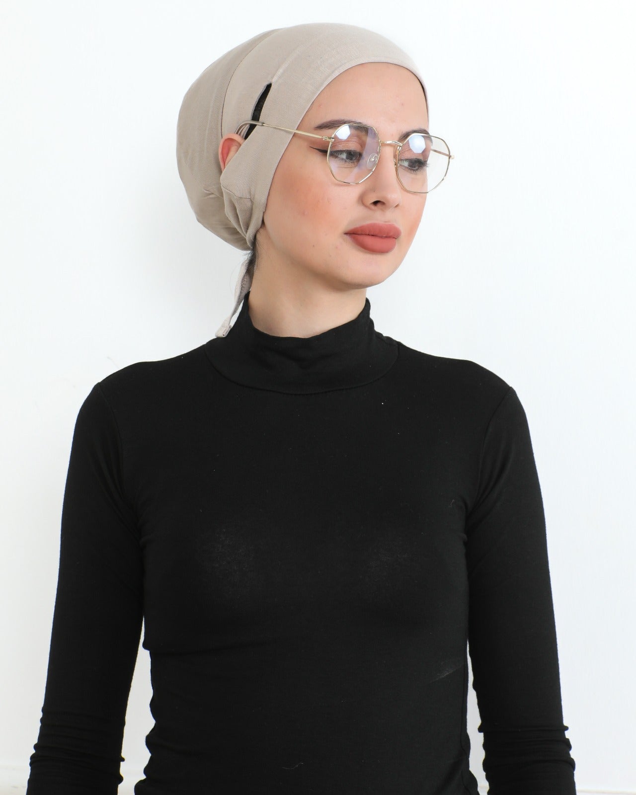 Ear Slit Bonnet