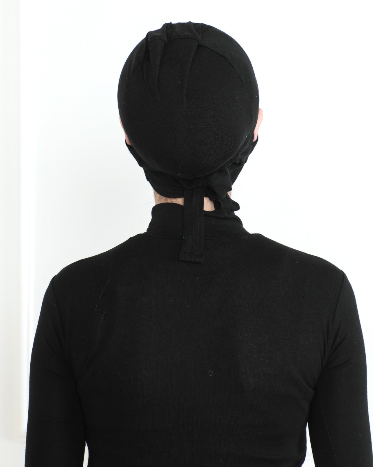 Ear Slit Bonnet