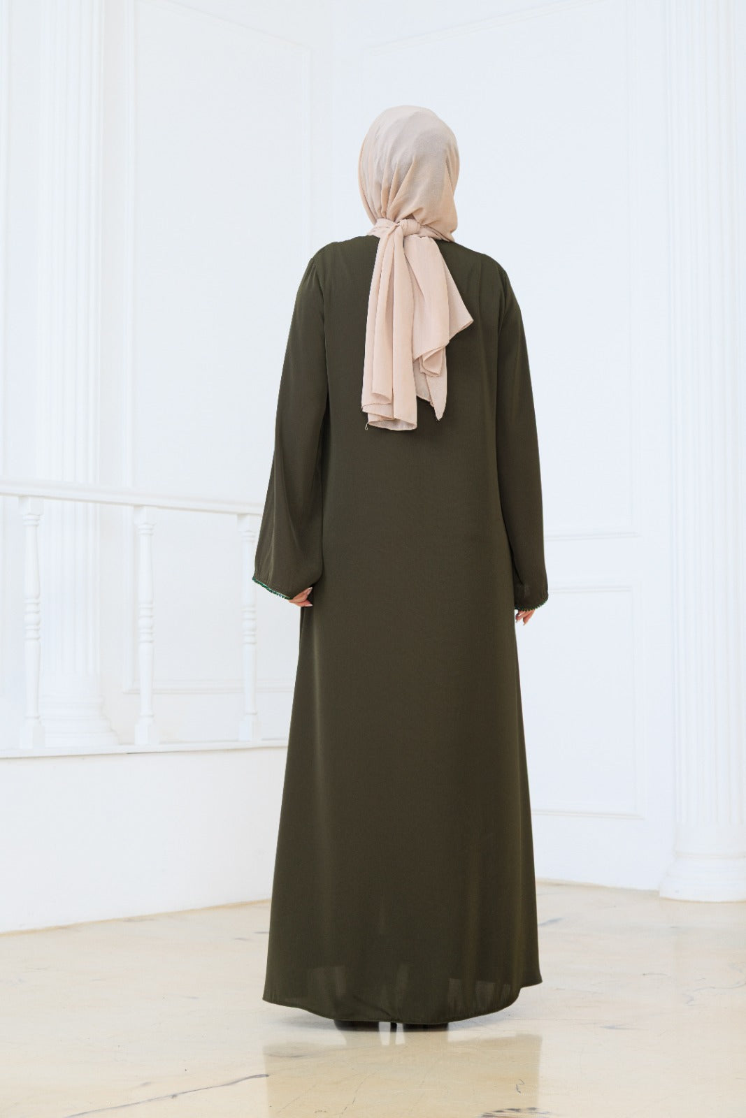 Almas Abaya