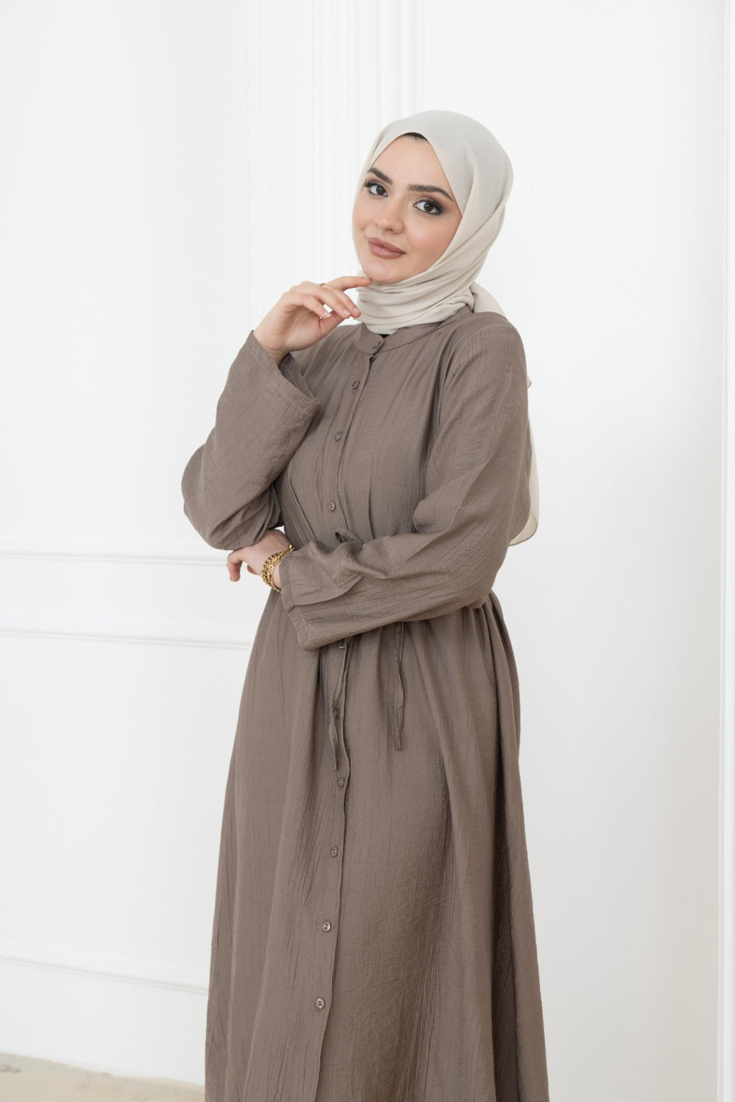 Modest Set