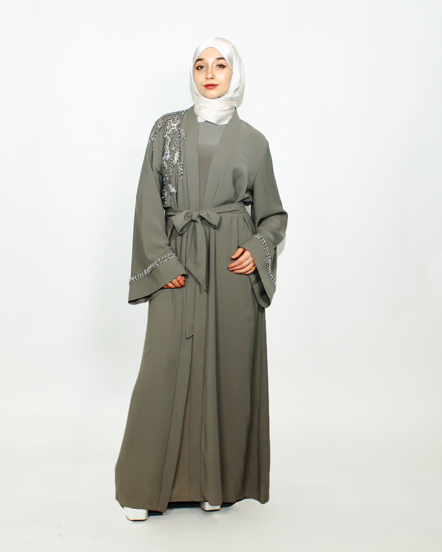 Rayan Abaya - Online Exclusive