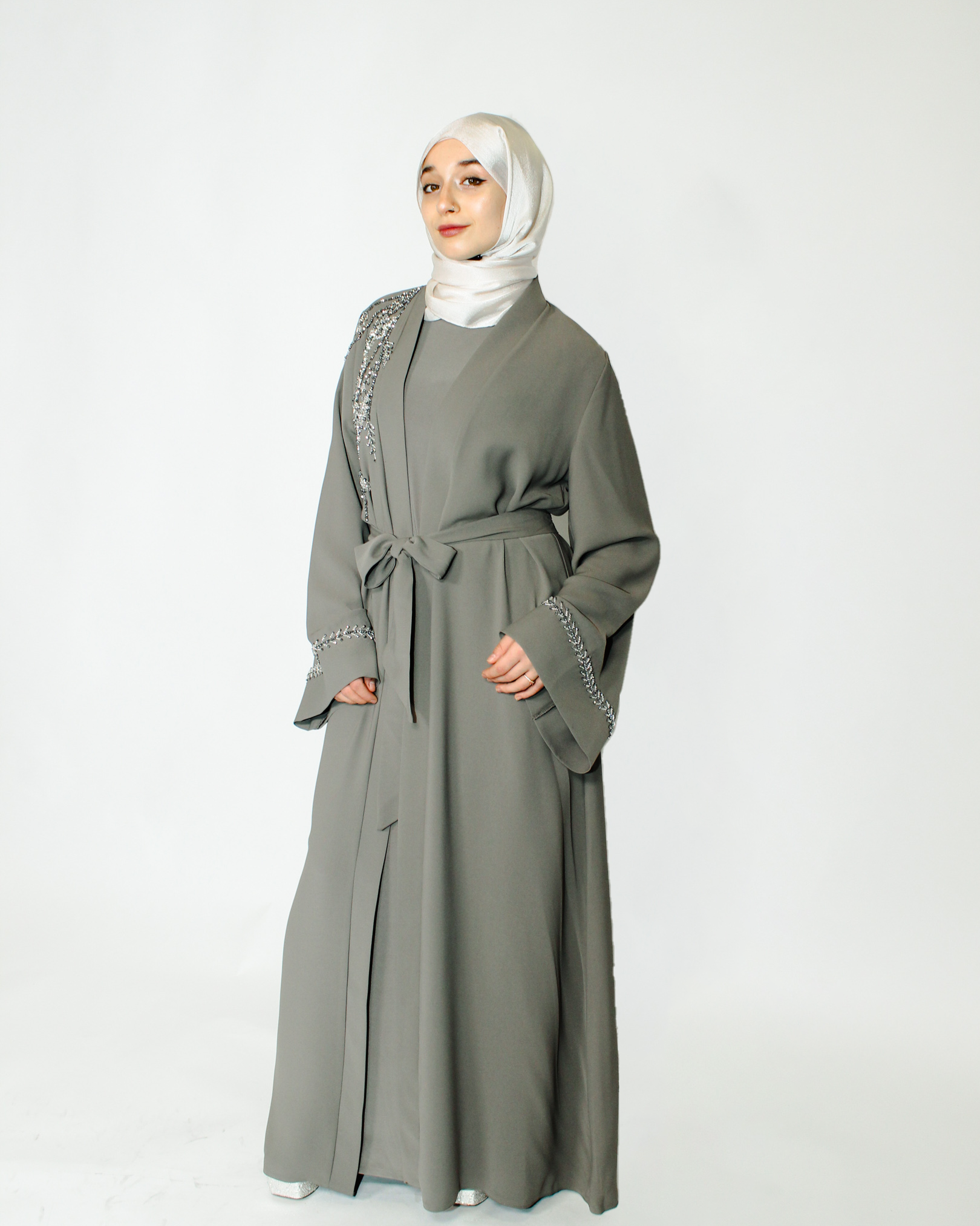 Rayan Abaya - Online Exclusive