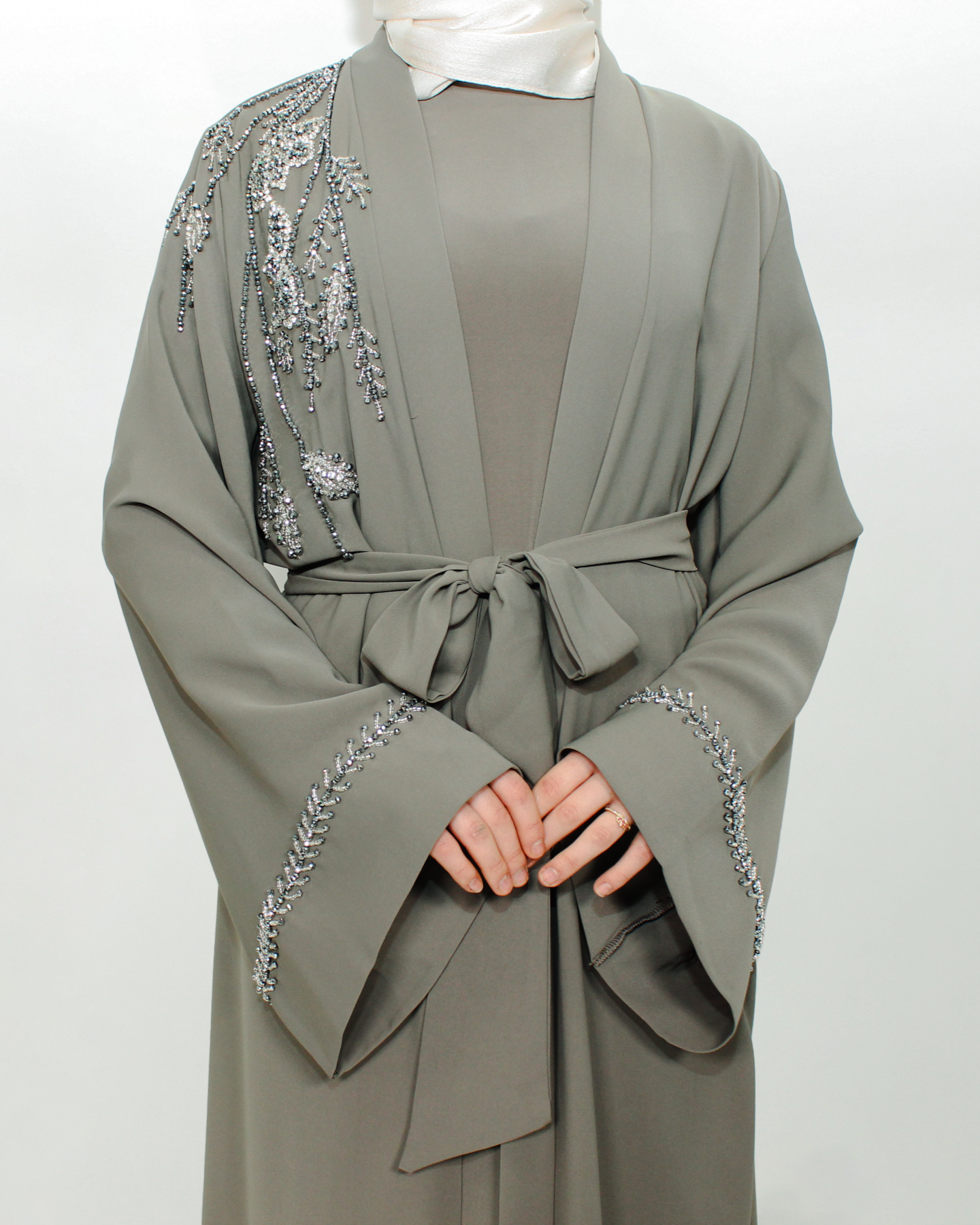 Rayan Abaya - Online Exclusive