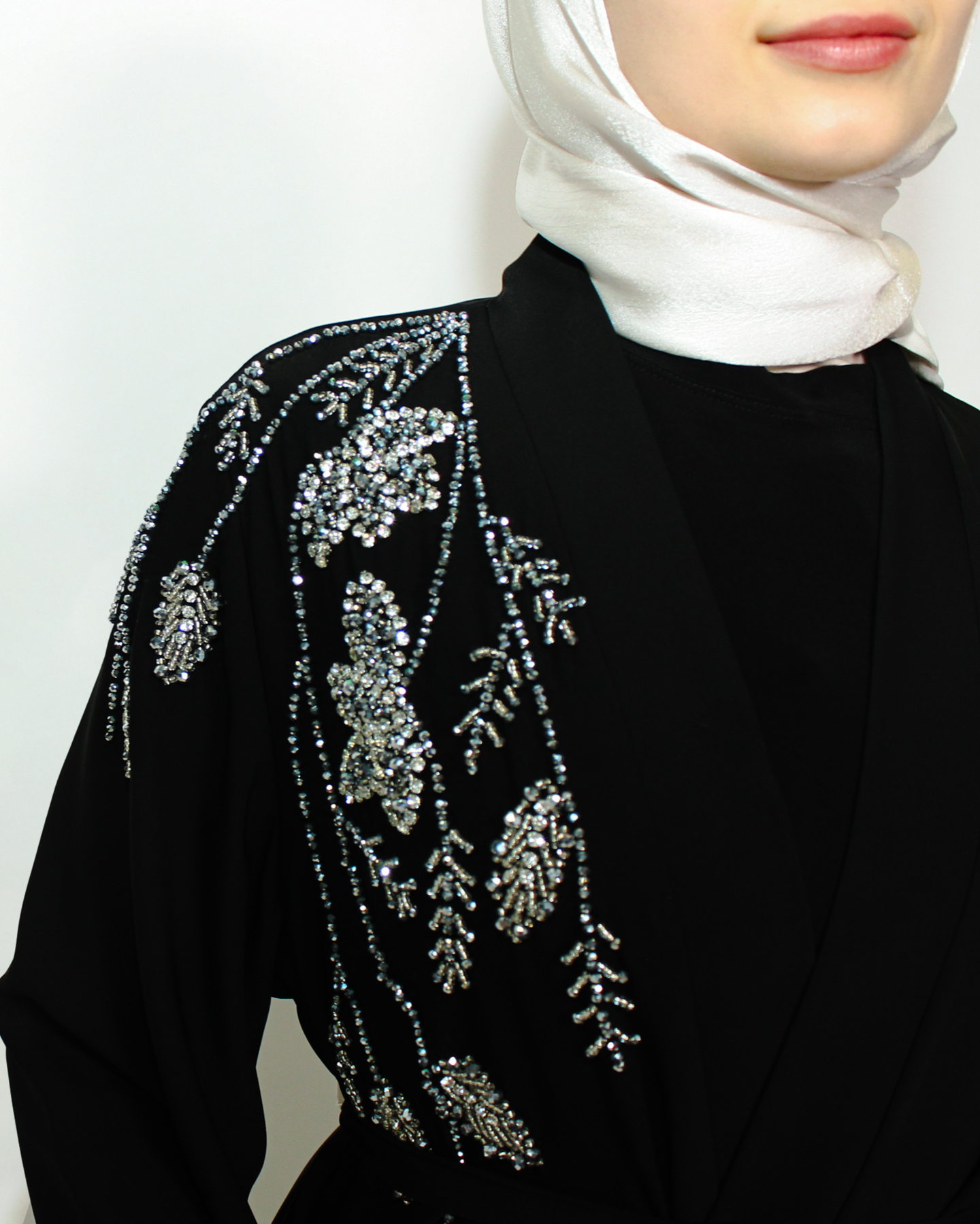 Rayan Abaya - Online Exclusive