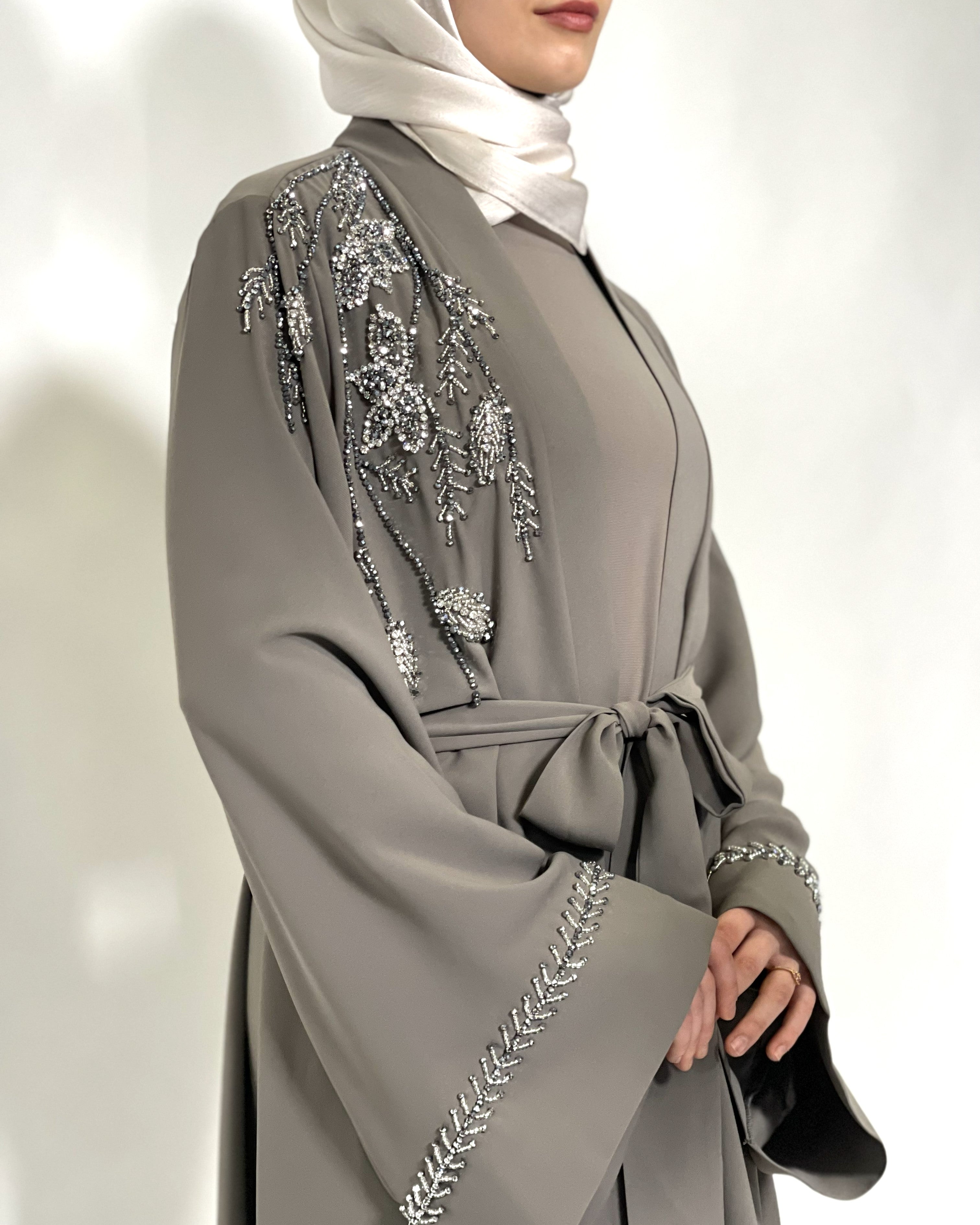 Rayan Abaya - Online Exclusive