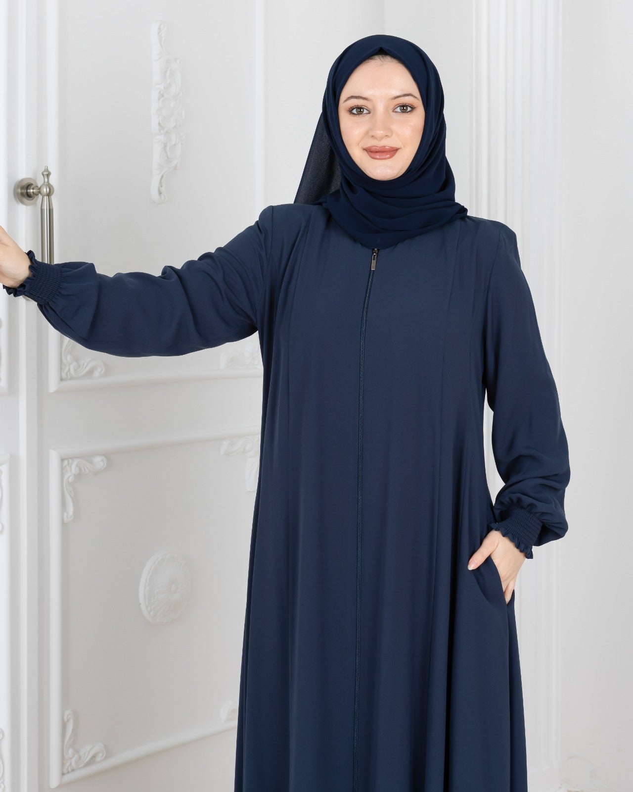 Malak Abaya (Lined)