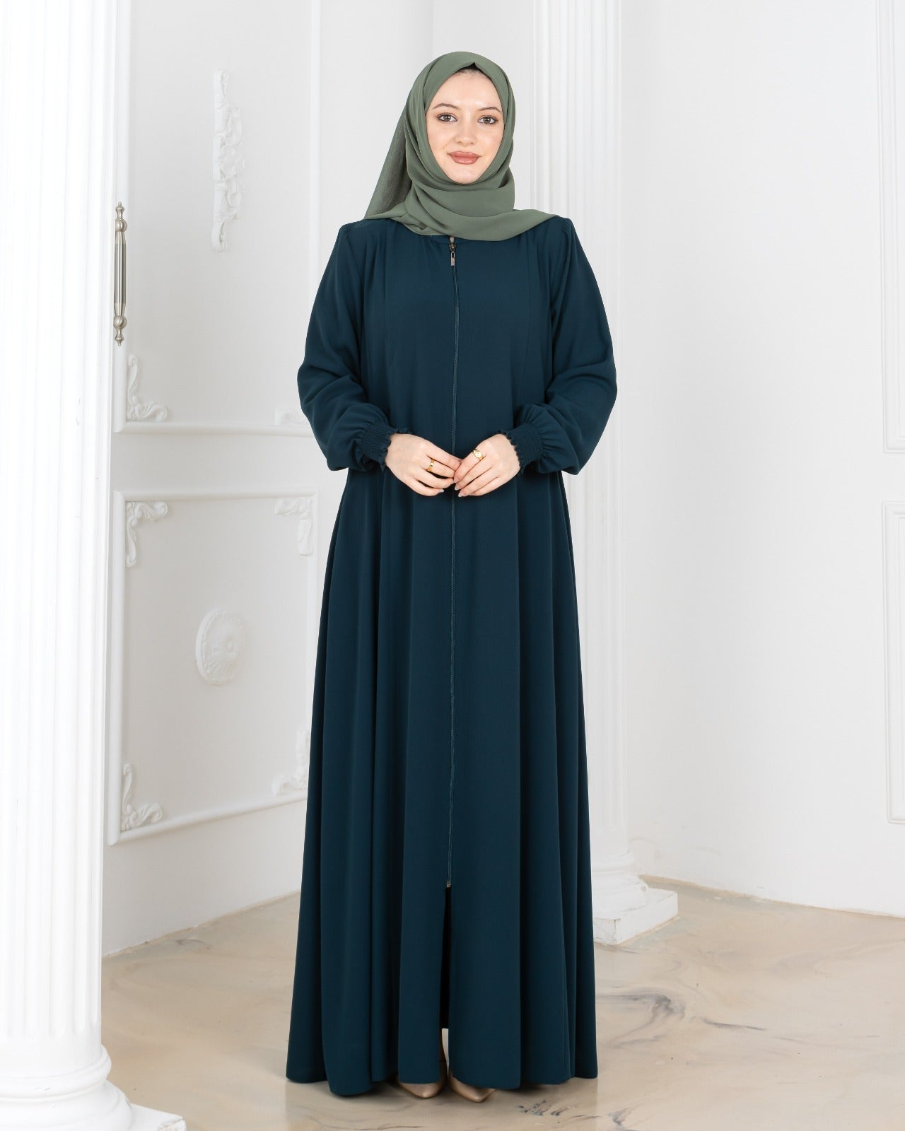 Malak Abaya (Lined)