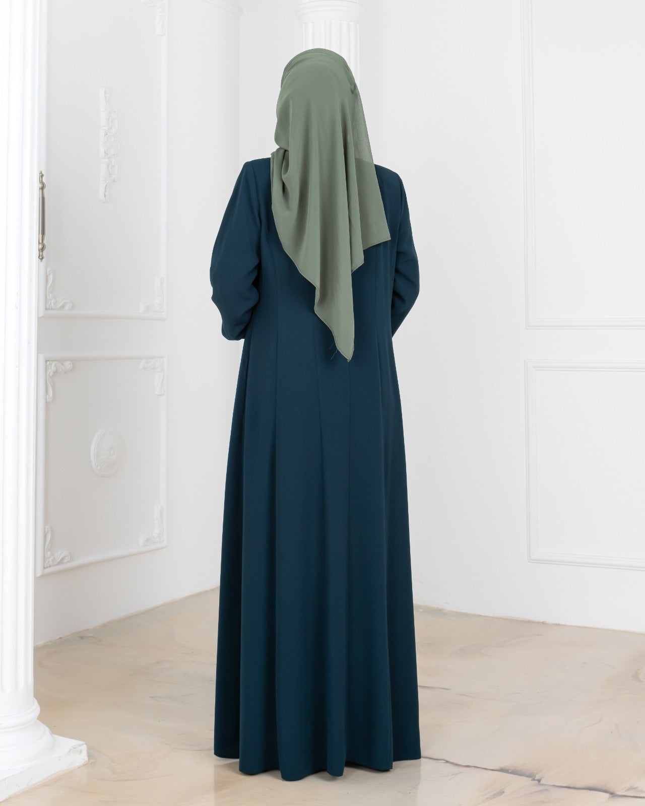 Malak Abaya (Lined)