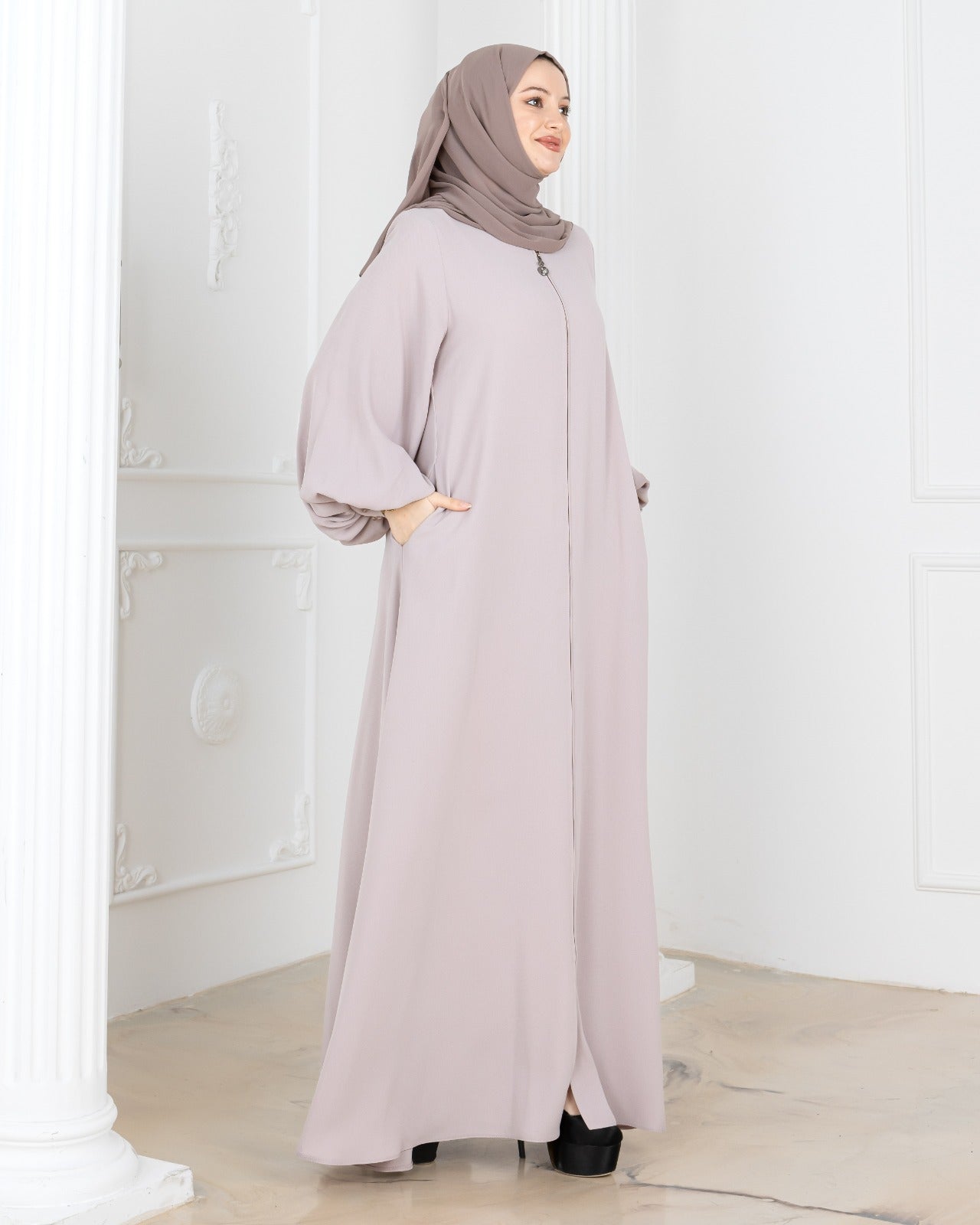 Diamond Sleeve Abaya