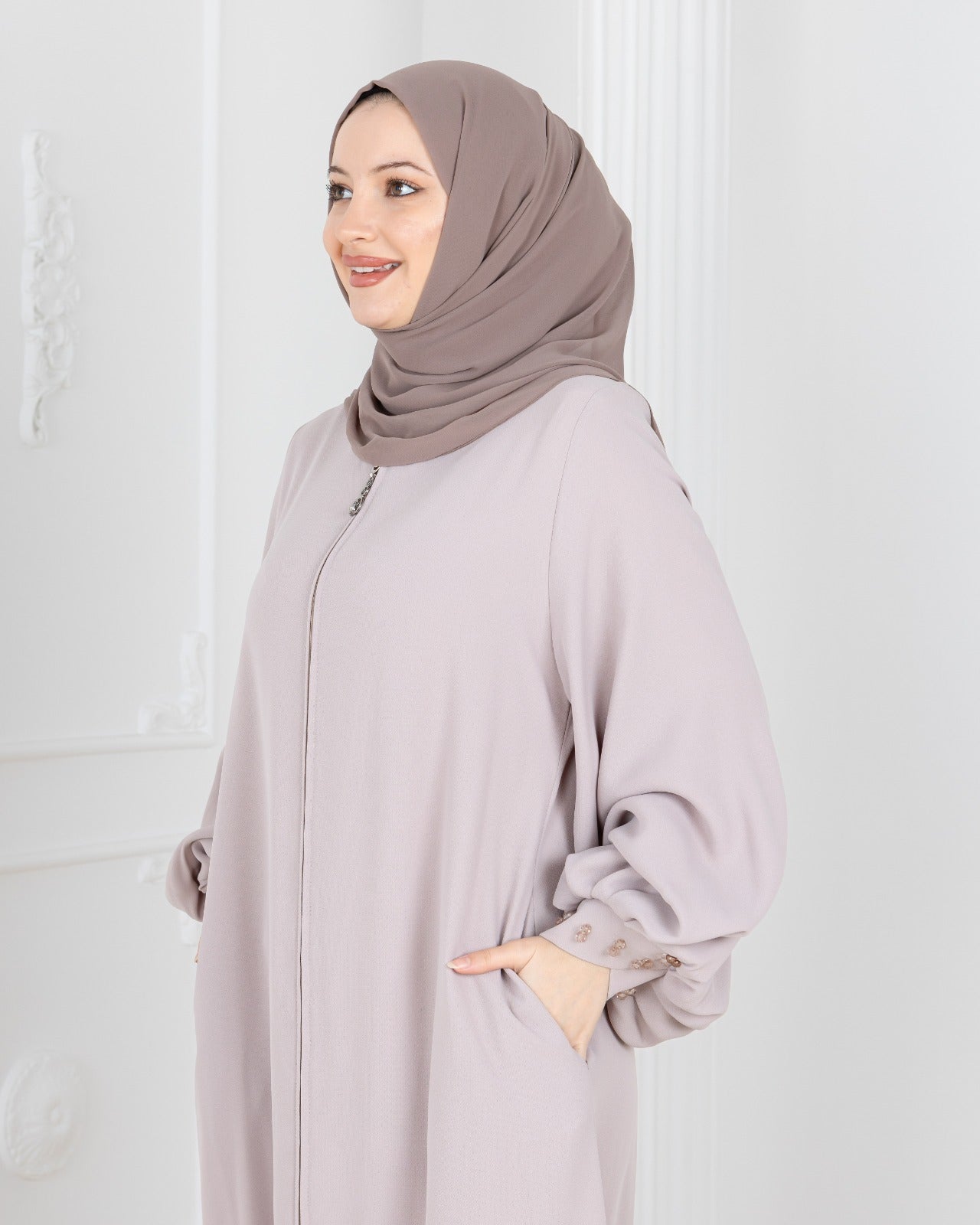 Diamond Sleeve Abaya