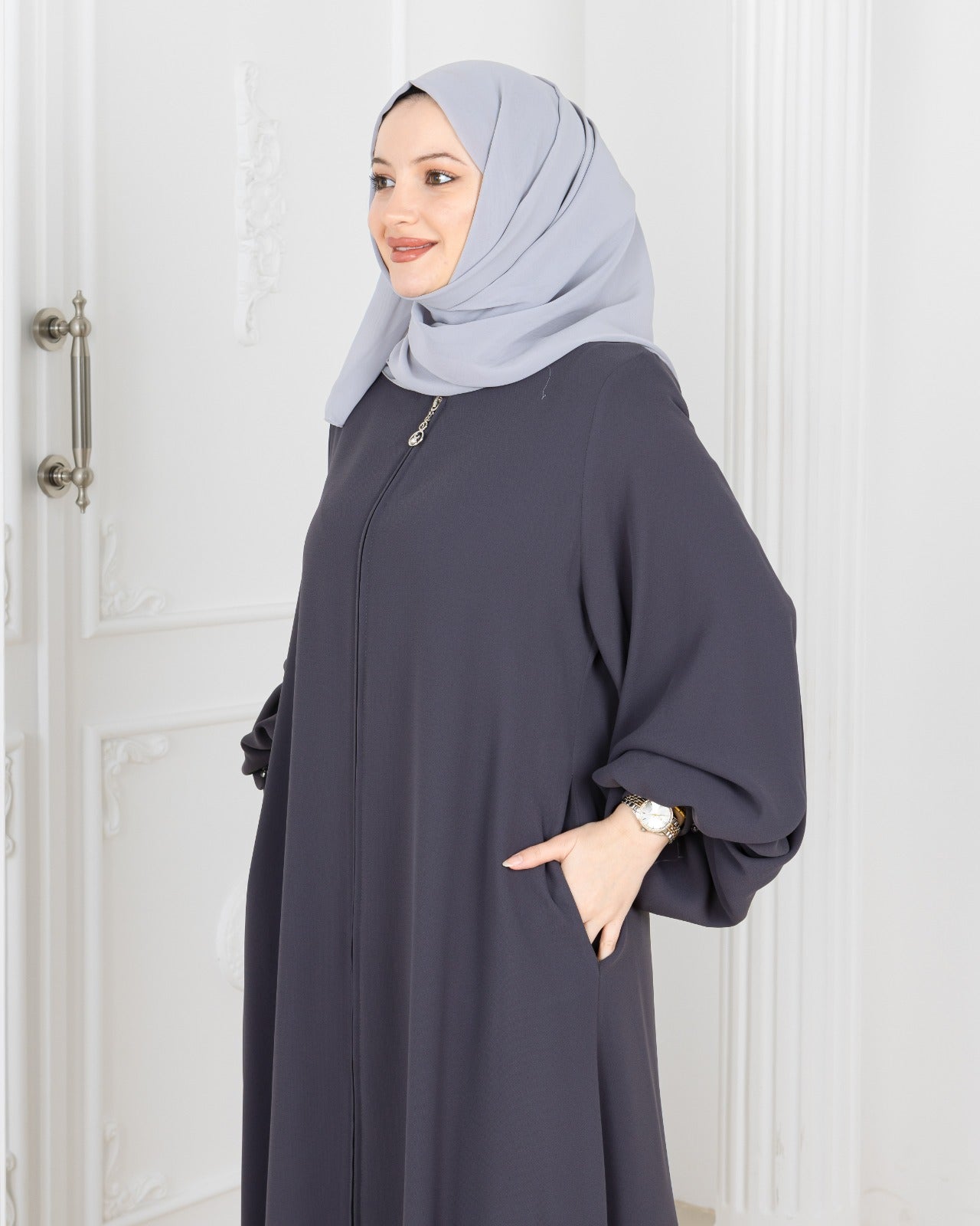 Diamond Sleeve Abaya