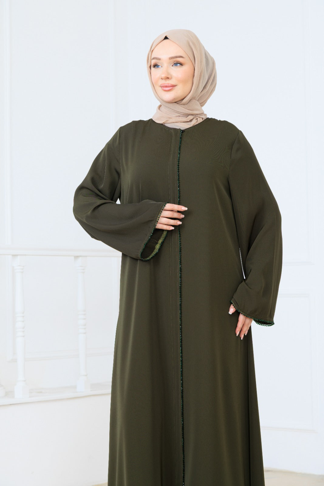 Almas Abaya
