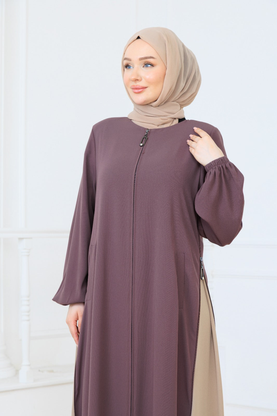 Side Zip Abaya