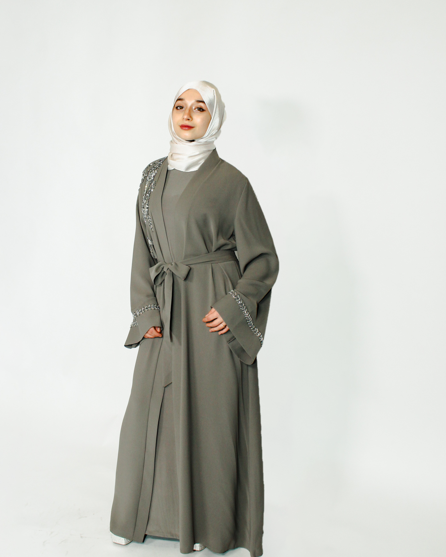 Rayan Abaya - Online Exclusive