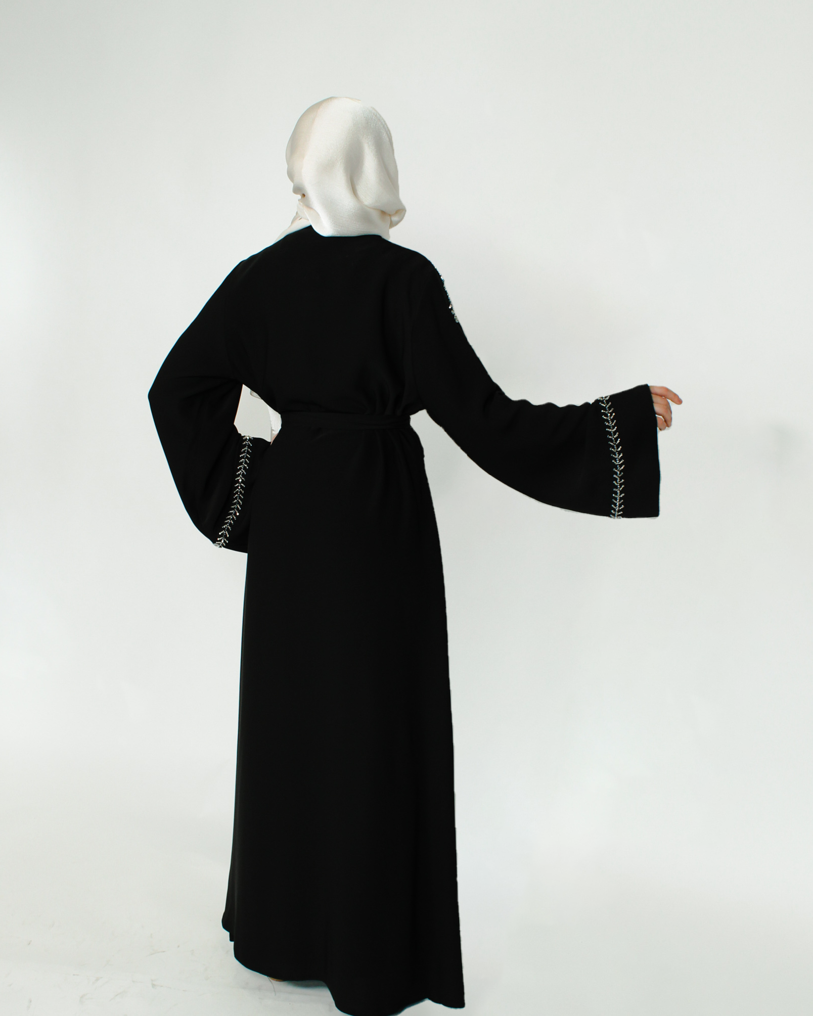 Rayan Abaya - Online Exclusive
